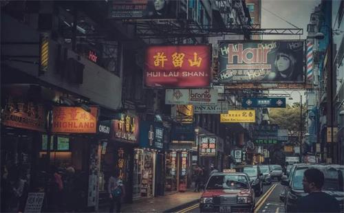 開餐（cān）廳最重要的是什麽？想開餐廳，不知（zhī）道在（zài）哪開店，咋辦？