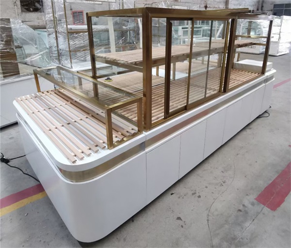 蛋糕展示櫃（guì）