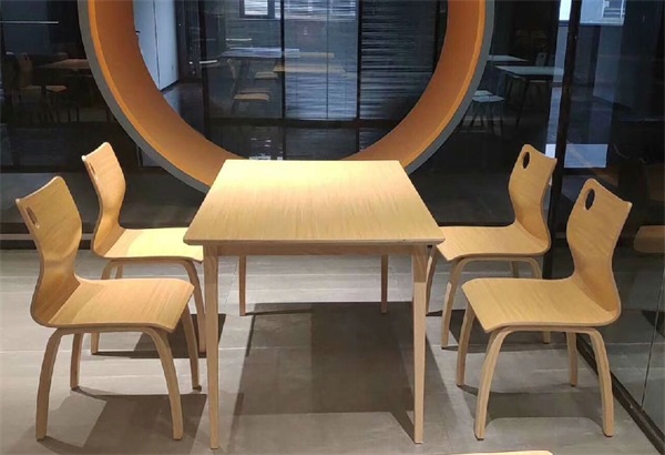 2022新款工廠食堂（táng）餐桌