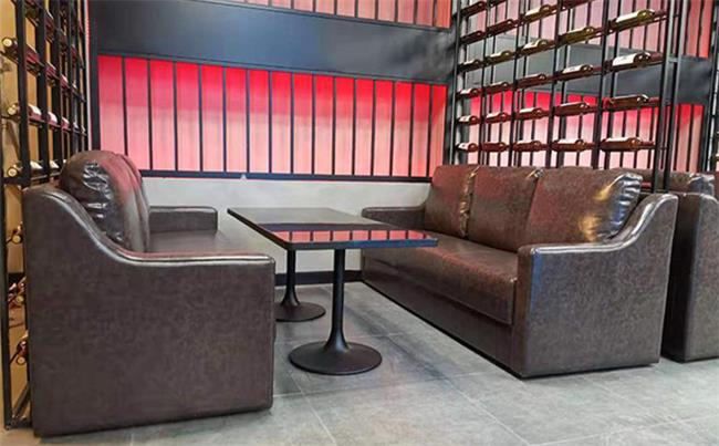 酒吧餐廳家具_酒吧清吧（ba）專用餐（cān）桌