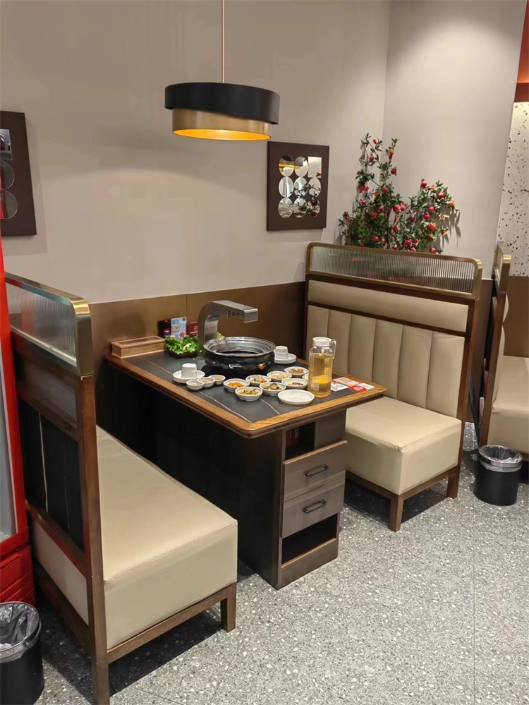 自助(zhù)烤肉店上排煙碳烤無煙烤(kǎo)肉桌