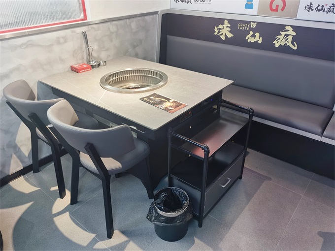 火鍋店智能（néng）無煙淨化岩板火鍋桌