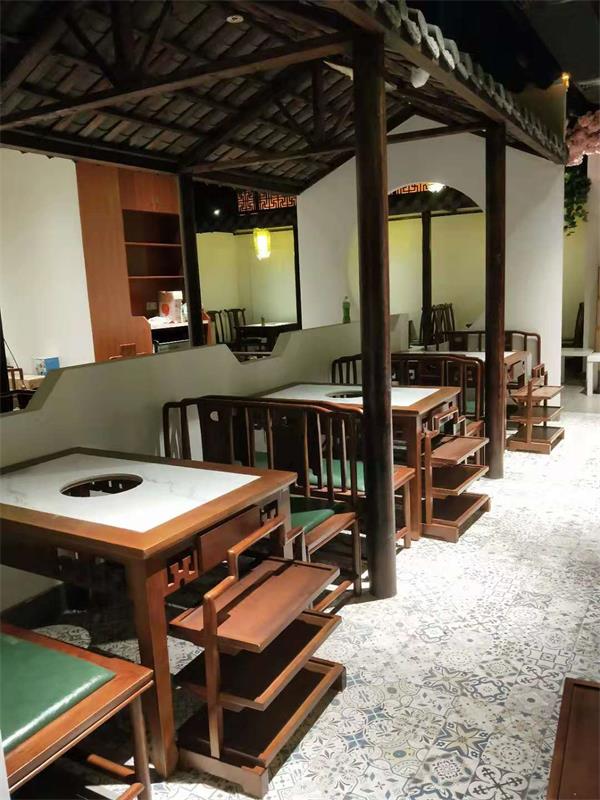 高撈莊餐廳火鍋桌椅