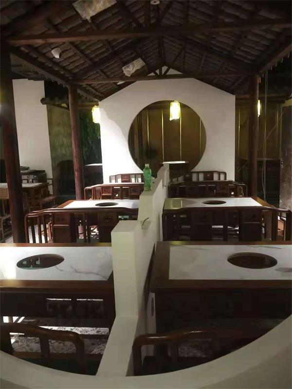 高撈莊餐廳（tīng）火鍋桌椅