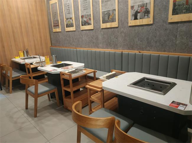 袁記串串（chuàn）香餐廳無煙火鍋桌