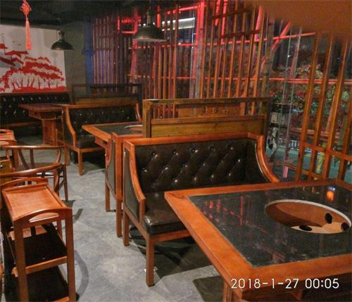 麻辣(là)英雄重慶老火鍋揭陽店火鍋(guō)桌椅