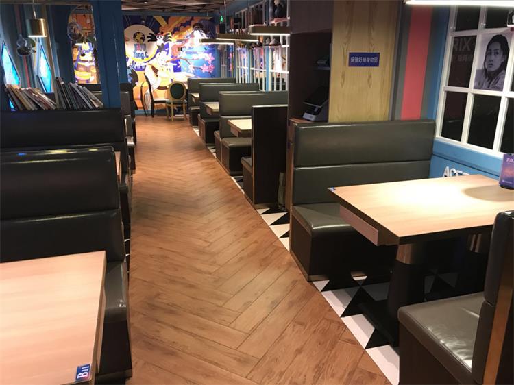 塘潮時尚融合菜係(xì)餐廳桌椅