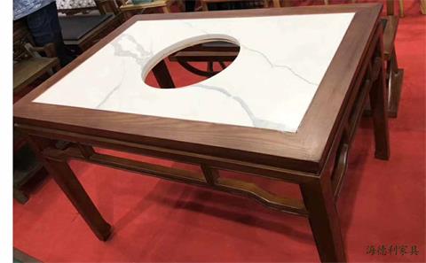 火鍋（guō）桌