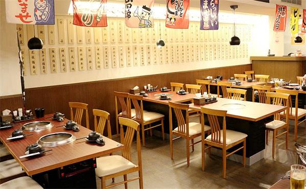 日式烤肉店無煙淨（jìng）化桌