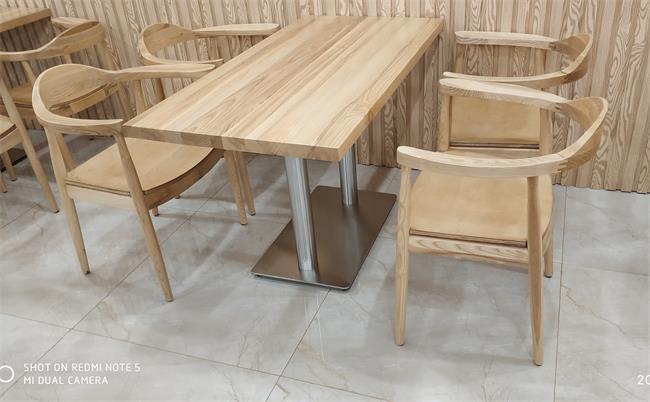 現代簡約（yuē）食堂（táng）桌椅